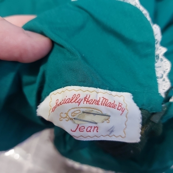 Vintage green dress. Handmade size 4? - Picture 3 of 3